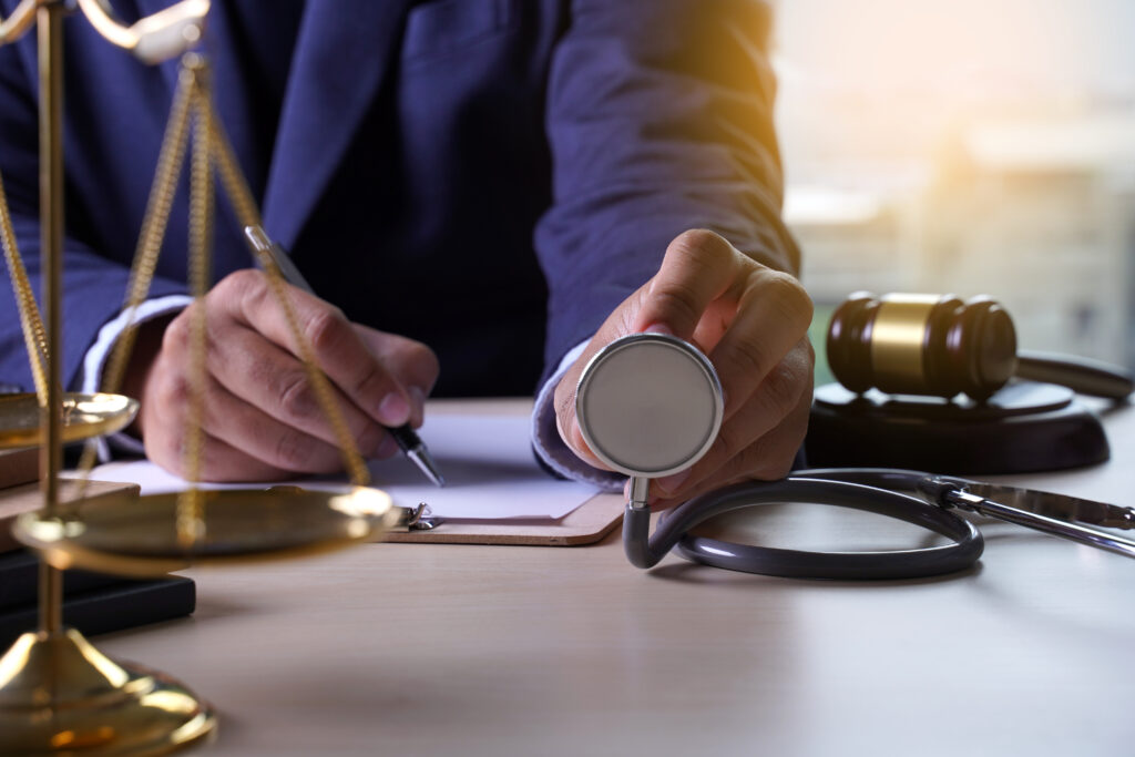 How a Good Medical Malpractice Lawyer Can Help